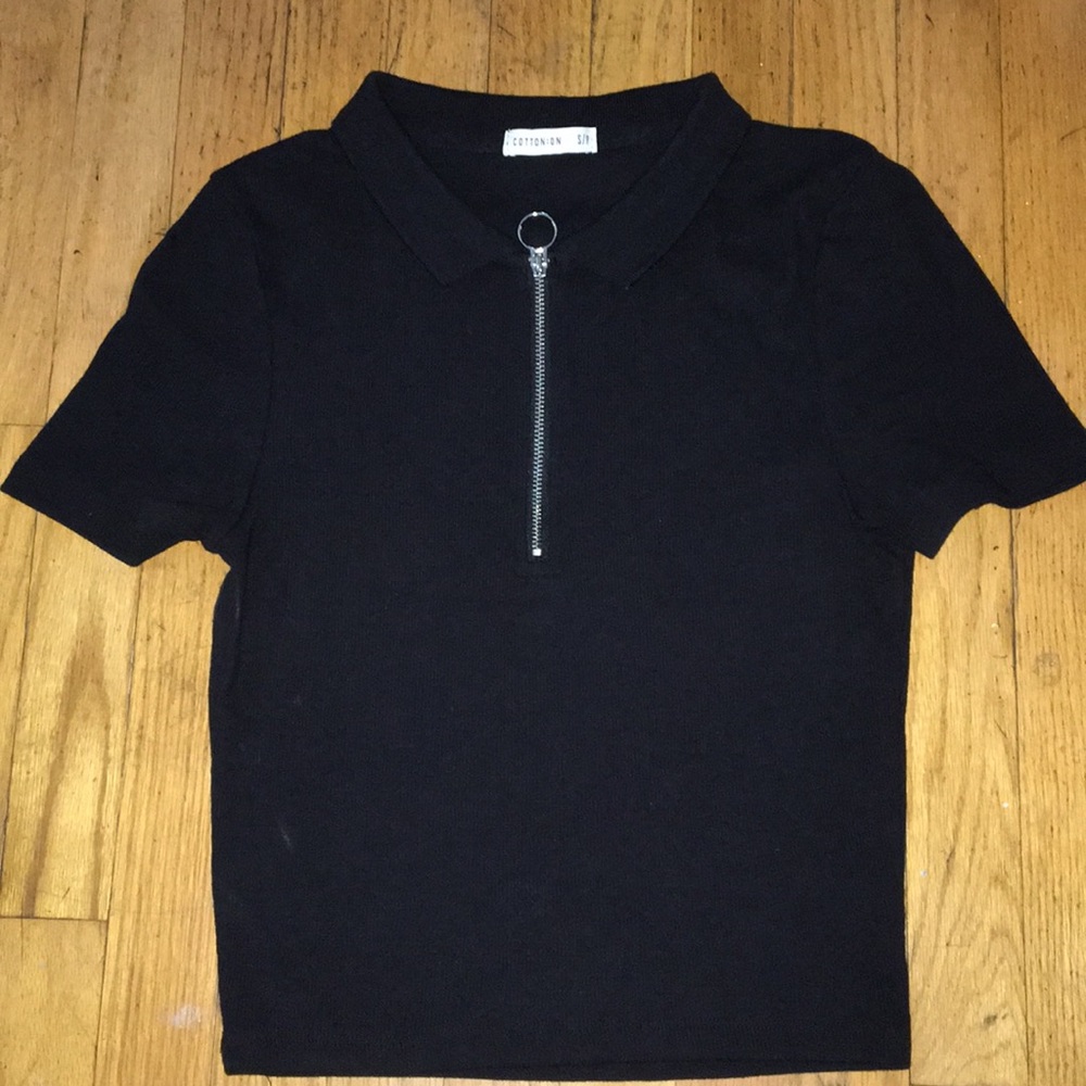 Cotton On black crop top